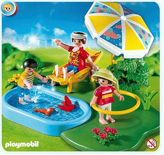 פליימוביל קומפקט סט - בריכת ילדים Playmobil 4140