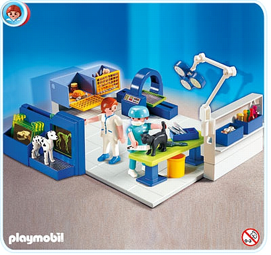 פליימוביל ווטרינר בחדר ניתוח פליימוביל 4346